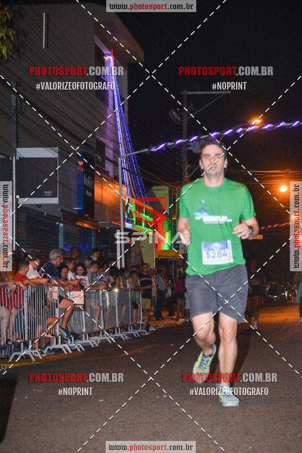 Buy your photos of the event70 CORRIDA DE BRODOWSKI on Fotop