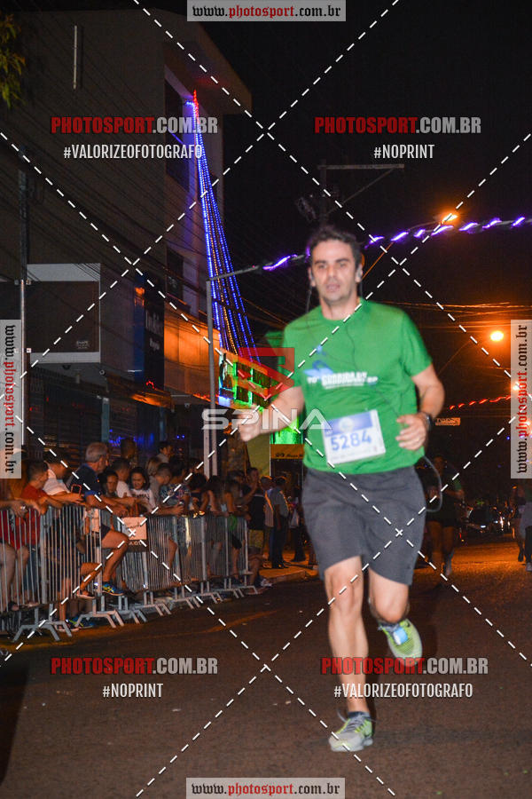 Buy your photos of the event70 CORRIDA DE BRODOWSKI on Fotop