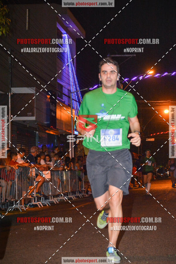 Buy your photos of the event70 CORRIDA DE BRODOWSKI on Fotop