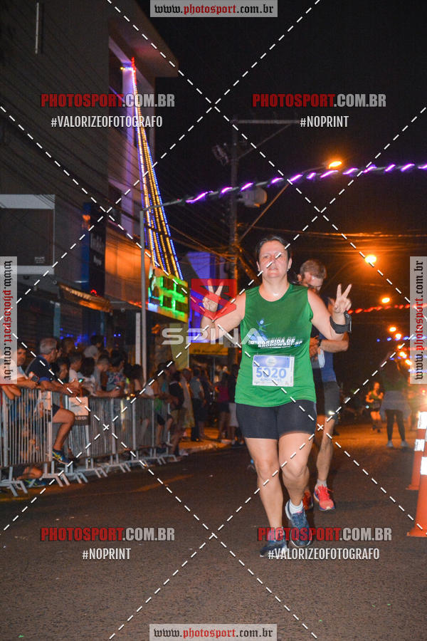 Buy your photos of the event70 CORRIDA DE BRODOWSKI on Fotop