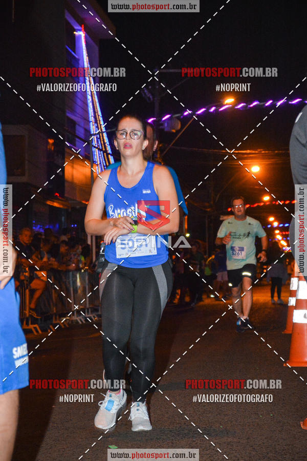 Buy your photos of the event70 CORRIDA DE BRODOWSKI on Fotop