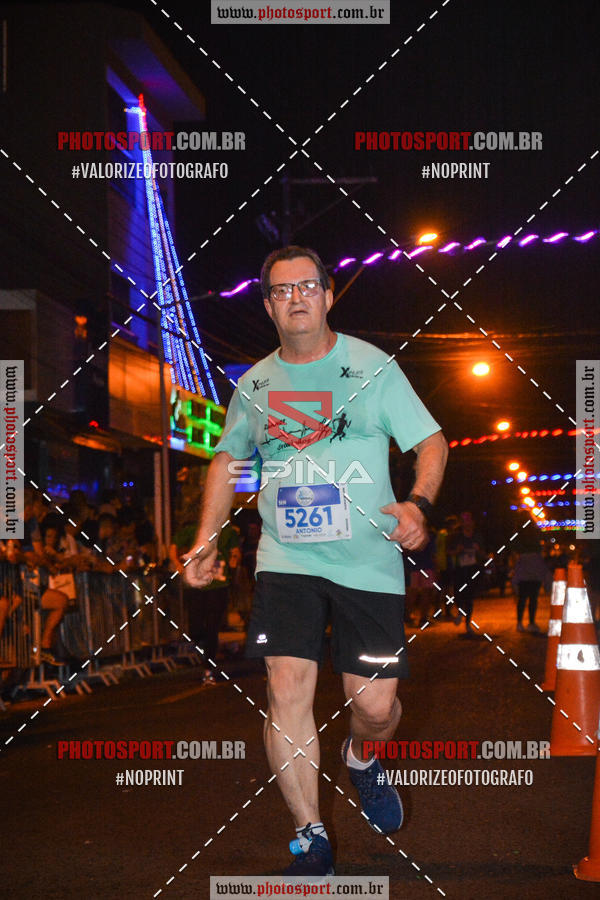 Buy your photos of the event70 CORRIDA DE BRODOWSKI on Fotop