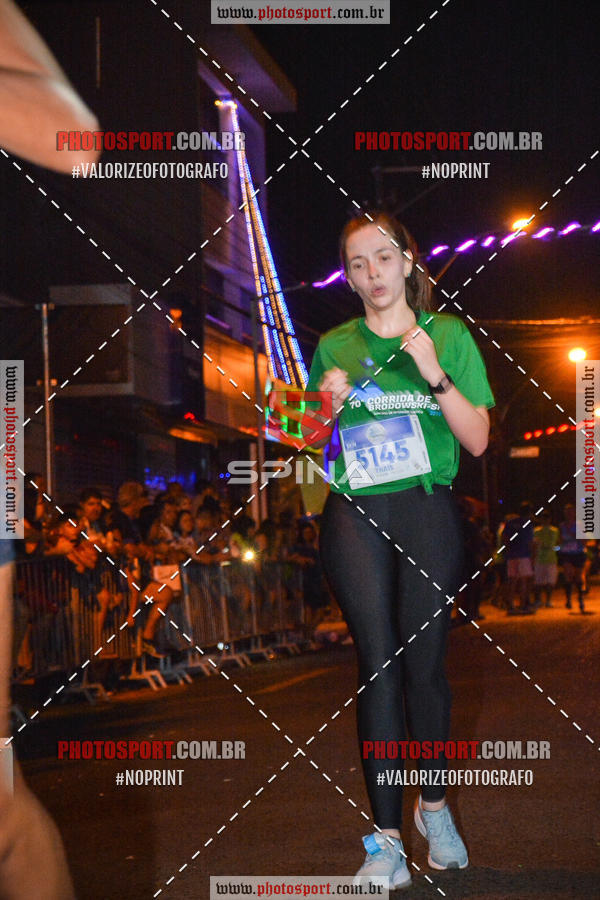 Buy your photos of the event70 CORRIDA DE BRODOWSKI on Fotop