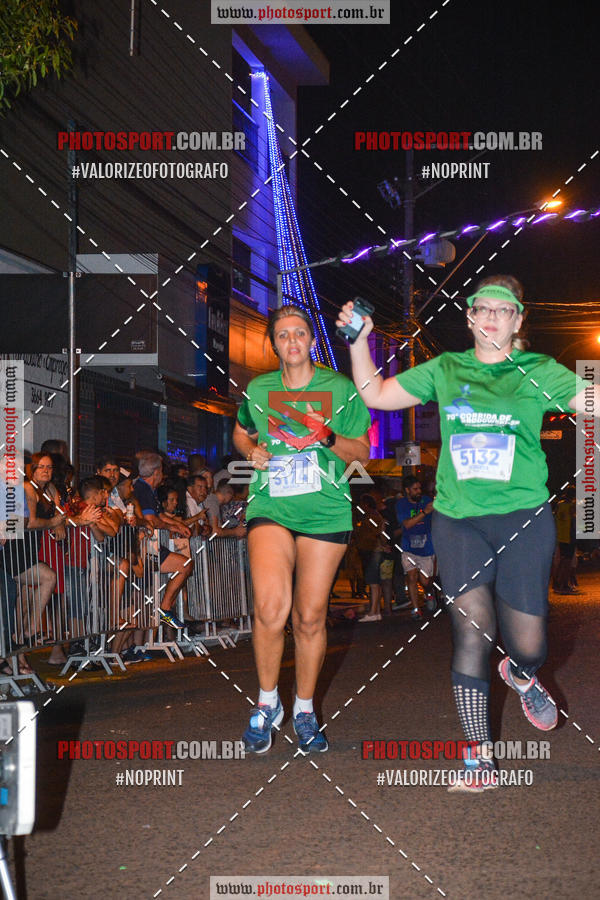 Buy your photos of the event70 CORRIDA DE BRODOWSKI on Fotop