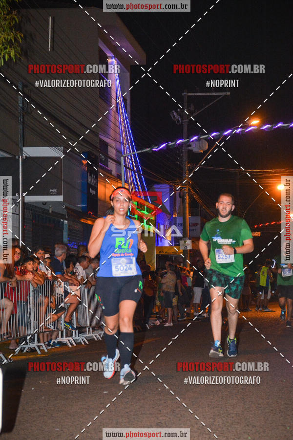 Buy your photos of the event70 CORRIDA DE BRODOWSKI on Fotop