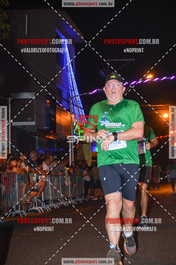 Buy your photos of the event70 CORRIDA DE BRODOWSKI on Fotop