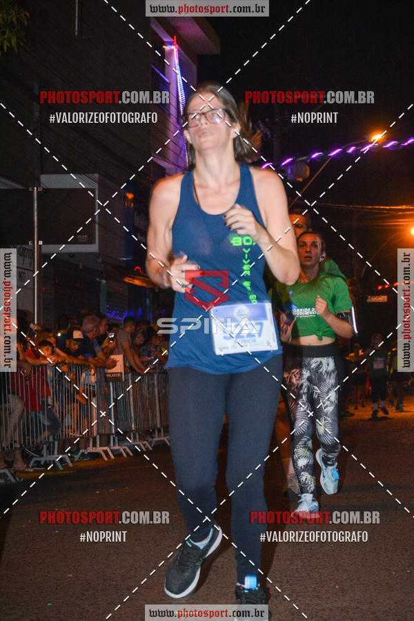 Buy your photos of the event70 CORRIDA DE BRODOWSKI on Fotop