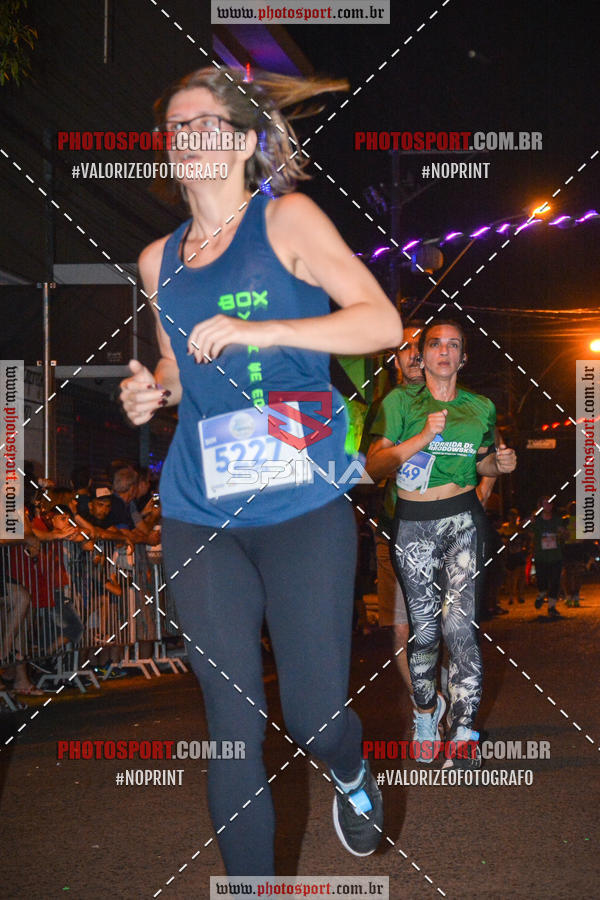 Buy your photos of the event70 CORRIDA DE BRODOWSKI on Fotop