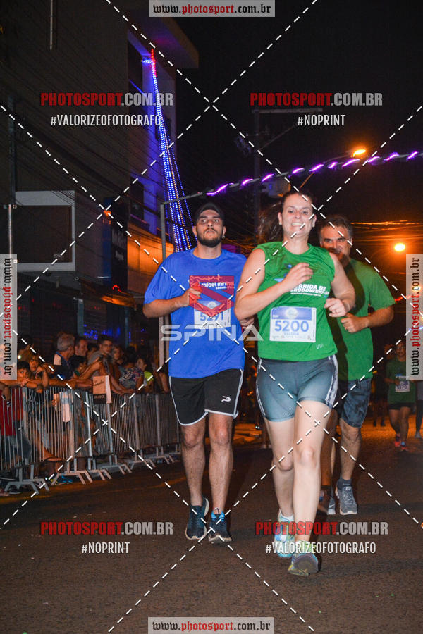 Buy your photos of the event70 CORRIDA DE BRODOWSKI on Fotop