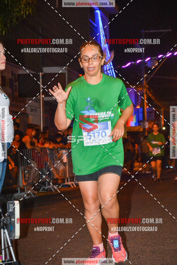 Buy your photos of the event70 CORRIDA DE BRODOWSKI on Fotop