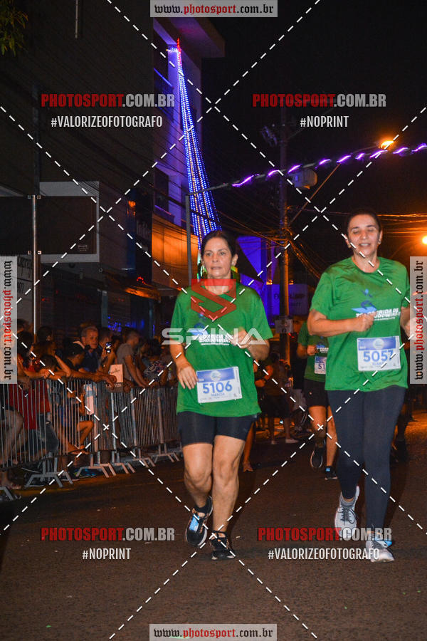 Buy your photos of the event70 CORRIDA DE BRODOWSKI on Fotop