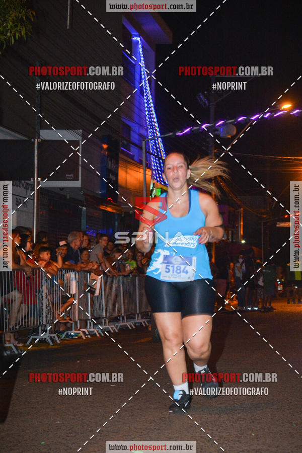 Buy your photos of the event70 CORRIDA DE BRODOWSKI on Fotop