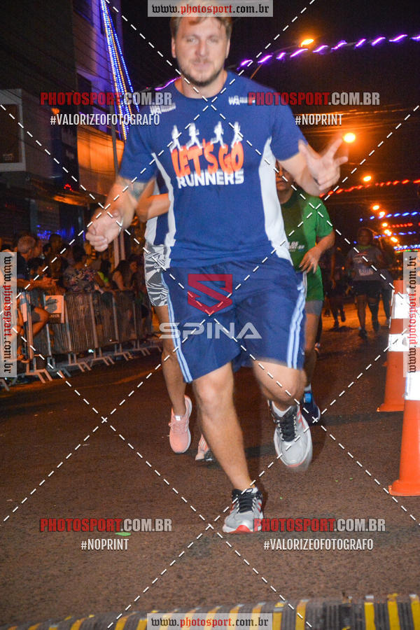 Buy your photos of the event70 CORRIDA DE BRODOWSKI on Fotop