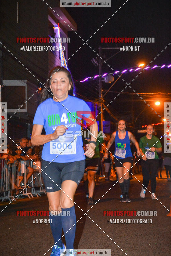 Buy your photos of the event70 CORRIDA DE BRODOWSKI on Fotop