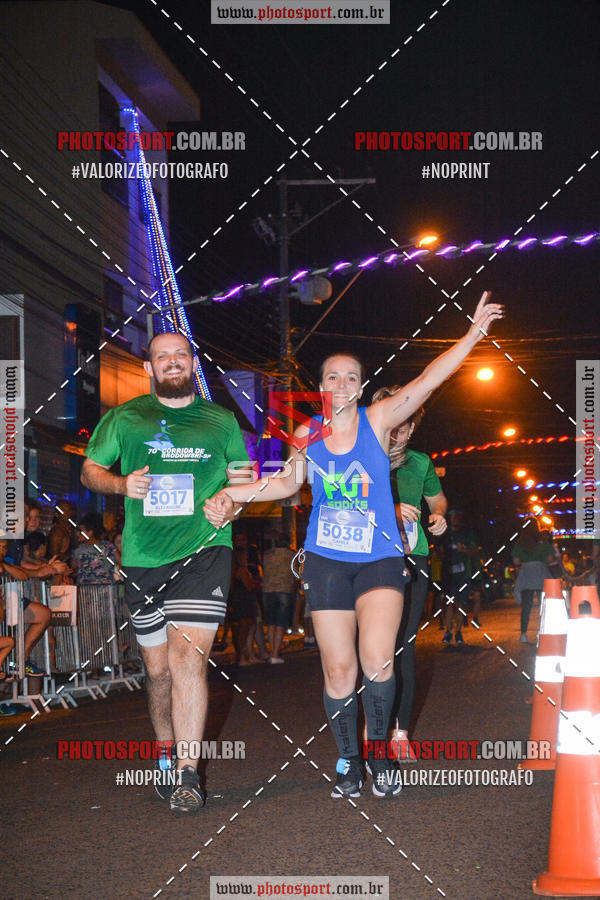 Buy your photos of the event70 CORRIDA DE BRODOWSKI on Fotop