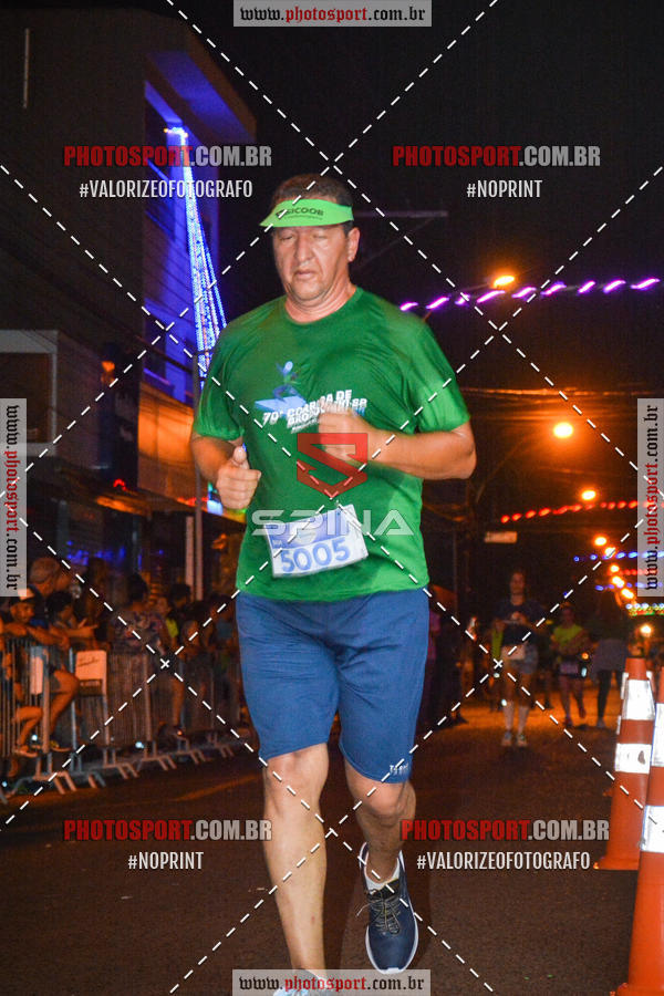 Buy your photos of the event70 CORRIDA DE BRODOWSKI on Fotop