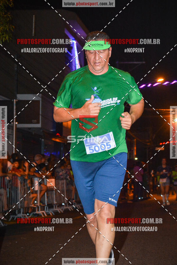 Buy your photos of the event70 CORRIDA DE BRODOWSKI on Fotop
