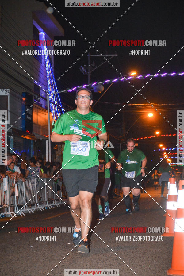 Buy your photos of the event70 CORRIDA DE BRODOWSKI on Fotop