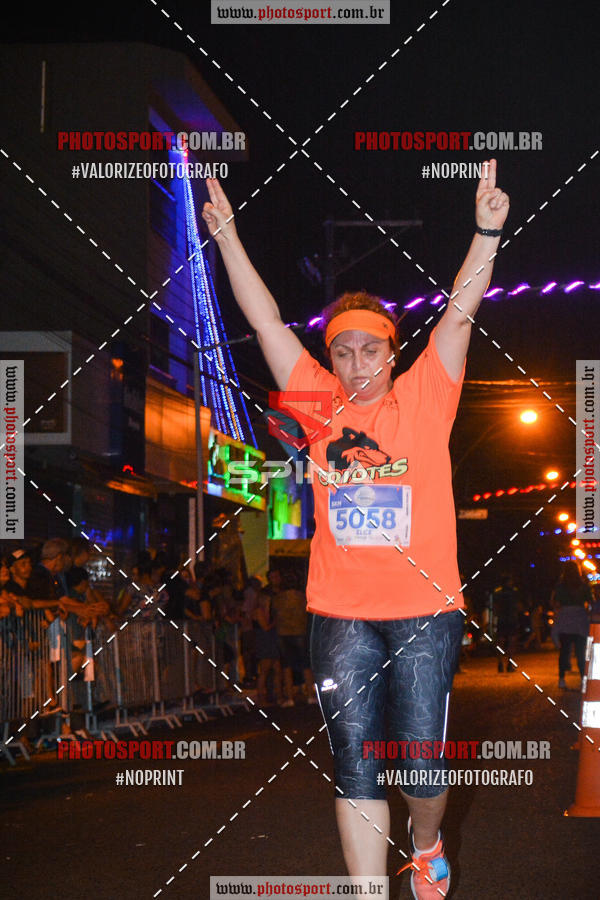 Buy your photos of the event70 CORRIDA DE BRODOWSKI on Fotop