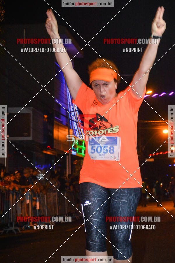 Buy your photos of the event70 CORRIDA DE BRODOWSKI on Fotop