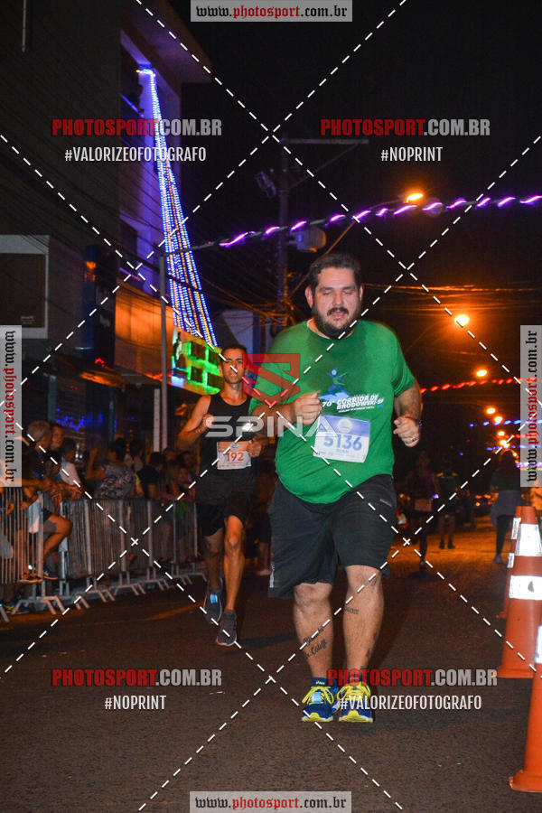 Buy your photos of the event70 CORRIDA DE BRODOWSKI on Fotop