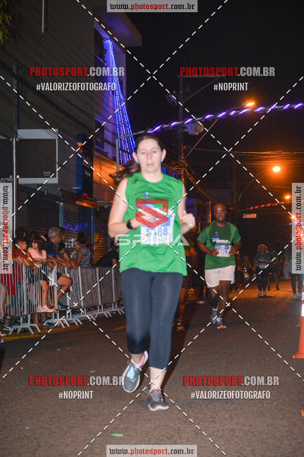 Buy your photos of the event70 CORRIDA DE BRODOWSKI on Fotop