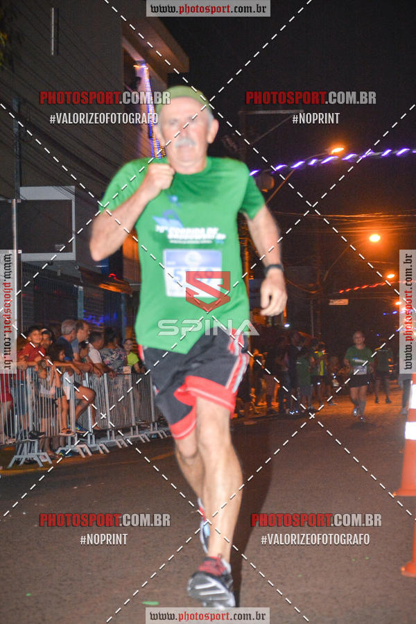 Buy your photos of the event70 CORRIDA DE BRODOWSKI on Fotop