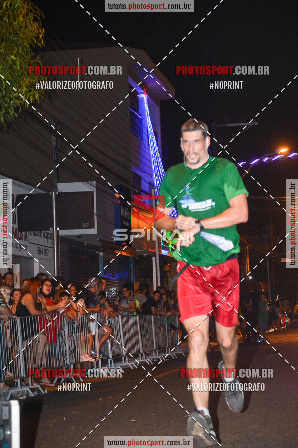 Buy your photos of the event70 CORRIDA DE BRODOWSKI on Fotop