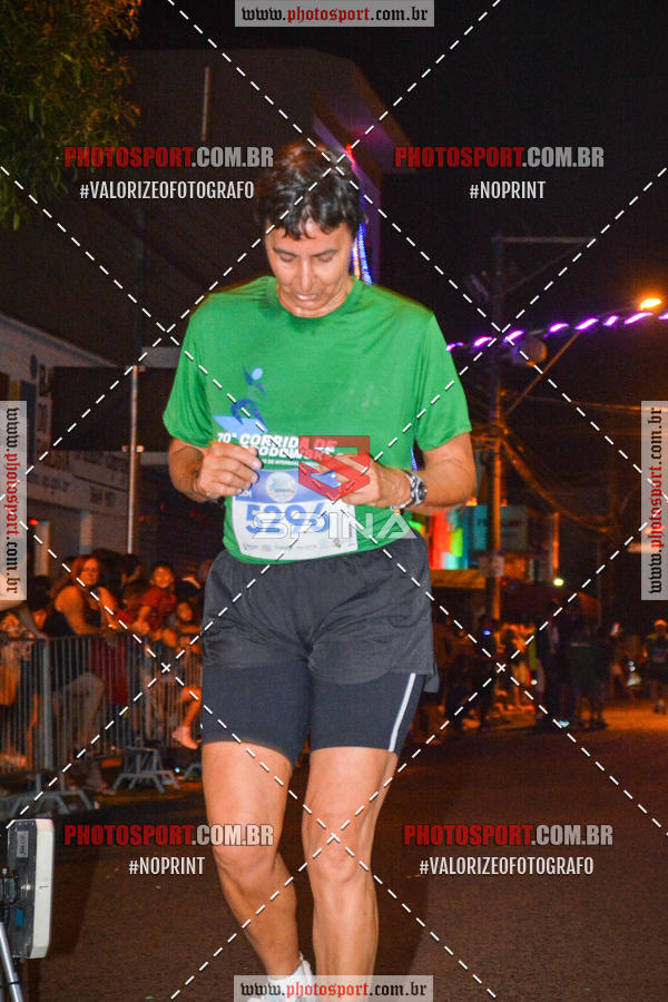 Buy your photos of the event70 CORRIDA DE BRODOWSKI on Fotop