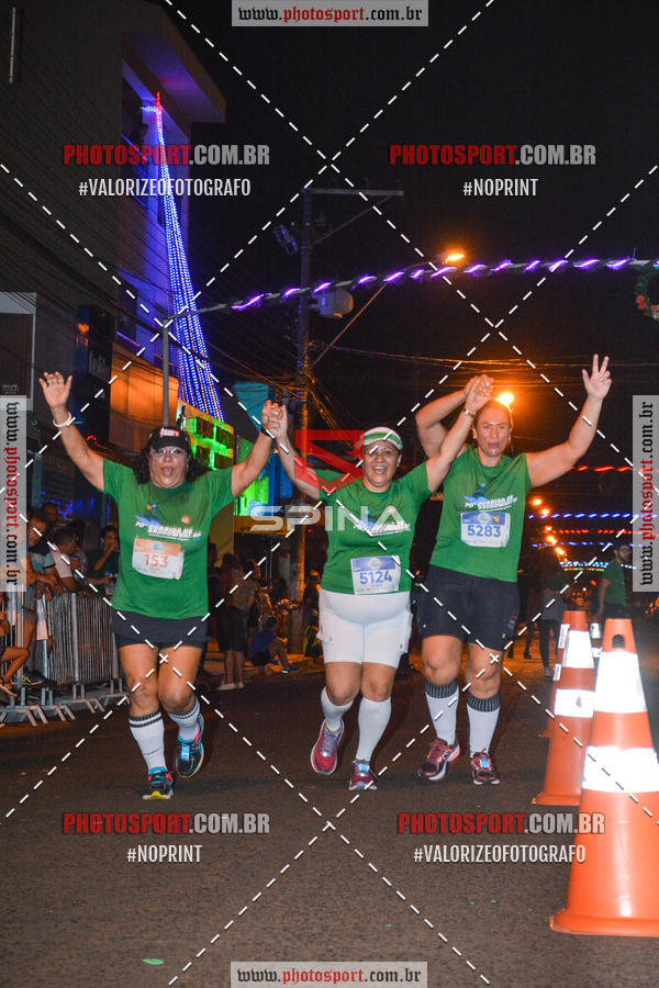 Buy your photos of the event70 CORRIDA DE BRODOWSKI on Fotop