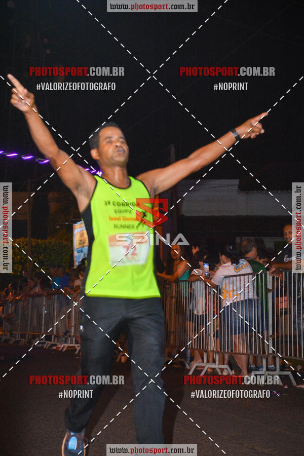 Buy your photos of the event70 CORRIDA DE BRODOWSKI on Fotop