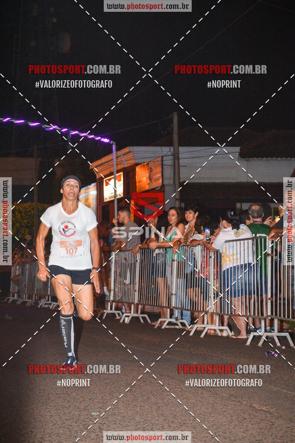 Buy your photos of the event70 CORRIDA DE BRODOWSKI on Fotop