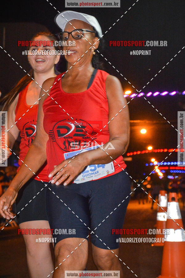 Buy your photos of the event70 CORRIDA DE BRODOWSKI on Fotop