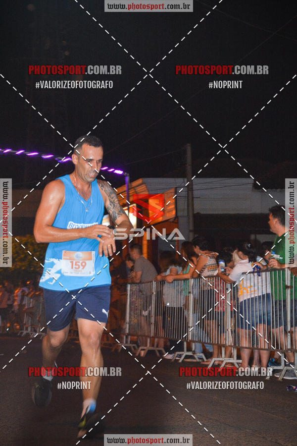 Buy your photos of the event70 CORRIDA DE BRODOWSKI on Fotop