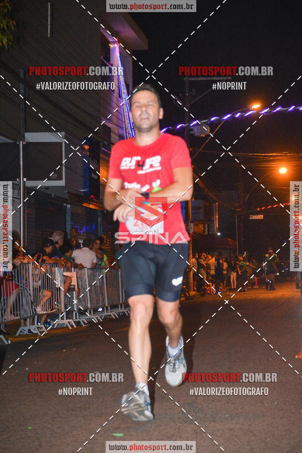 Buy your photos of the event70 CORRIDA DE BRODOWSKI on Fotop