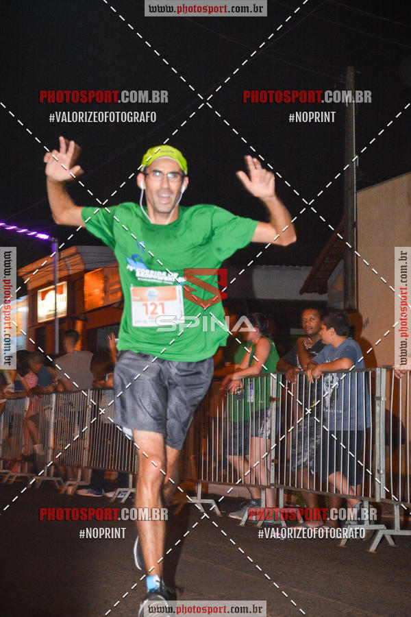 Buy your photos of the event70 CORRIDA DE BRODOWSKI on Fotop