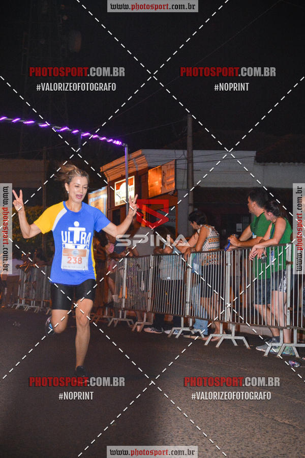 Buy your photos of the event70 CORRIDA DE BRODOWSKI on Fotop