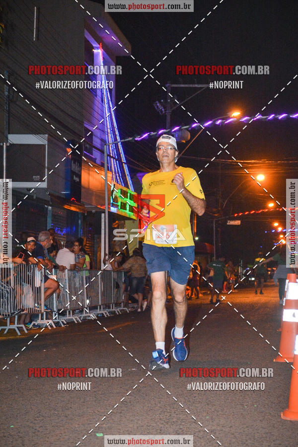 Buy your photos of the event70 CORRIDA DE BRODOWSKI on Fotop