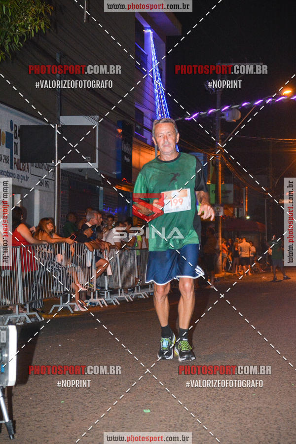 Buy your photos of the event70 CORRIDA DE BRODOWSKI on Fotop