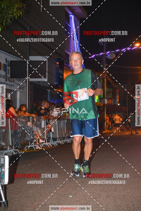 Buy your photos of the event70 CORRIDA DE BRODOWSKI on Fotop