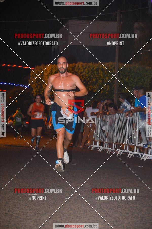 Buy your photos of the event70 CORRIDA DE BRODOWSKI on Fotop