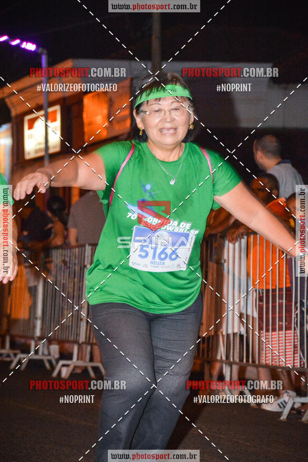 Buy your photos of the event70 CORRIDA DE BRODOWSKI on Fotop