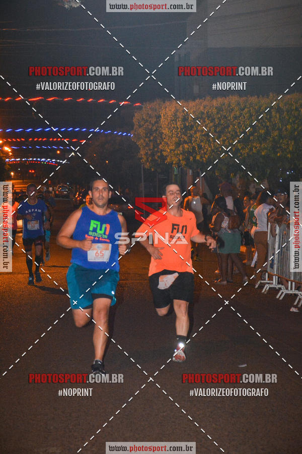 Buy your photos of the event70 CORRIDA DE BRODOWSKI on Fotop