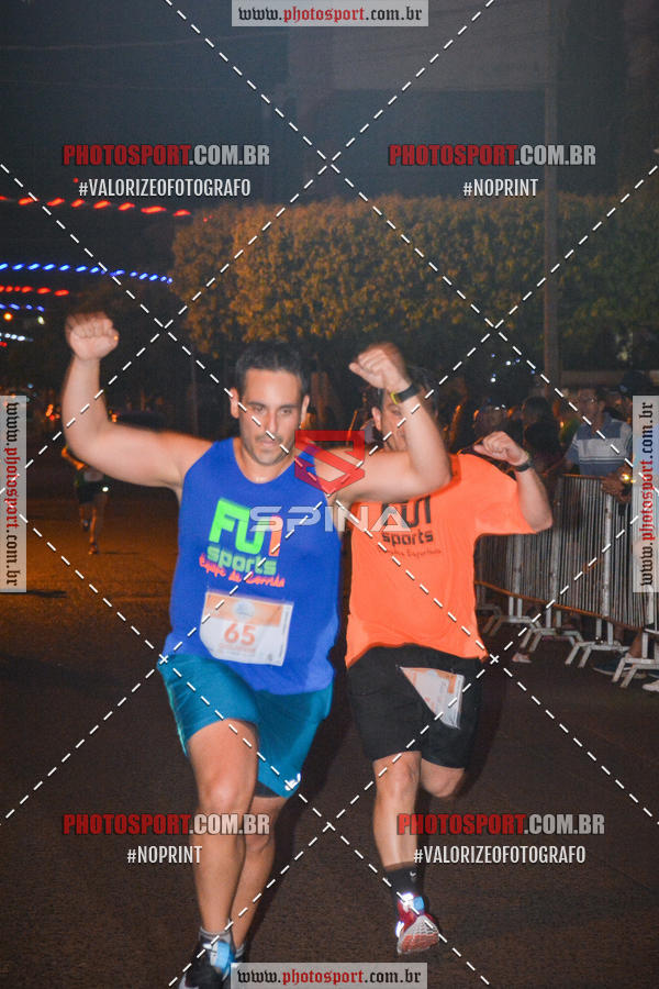 Buy your photos of the event70 CORRIDA DE BRODOWSKI on Fotop