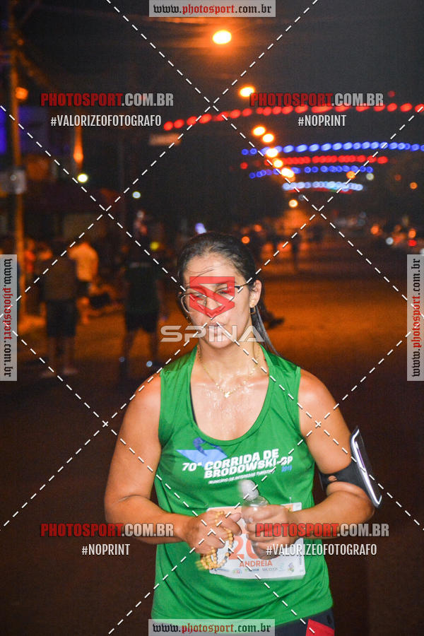 Buy your photos of the event70 CORRIDA DE BRODOWSKI on Fotop
