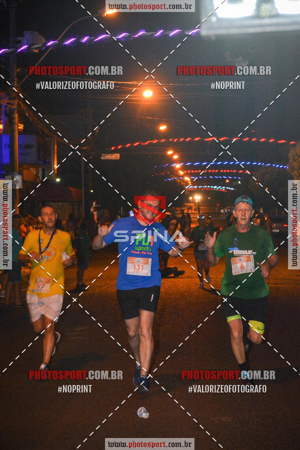 Buy your photos of the event70 CORRIDA DE BRODOWSKI on Fotop