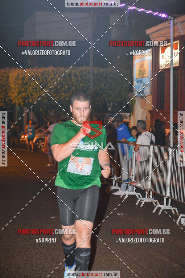 Buy your photos of the event70 CORRIDA DE BRODOWSKI on Fotop