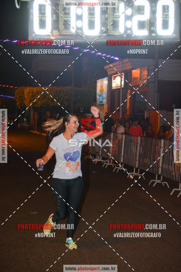 Buy your photos of the event70 CORRIDA DE BRODOWSKI on Fotop