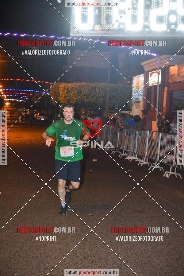 Buy your photos of the event70 CORRIDA DE BRODOWSKI on Fotop