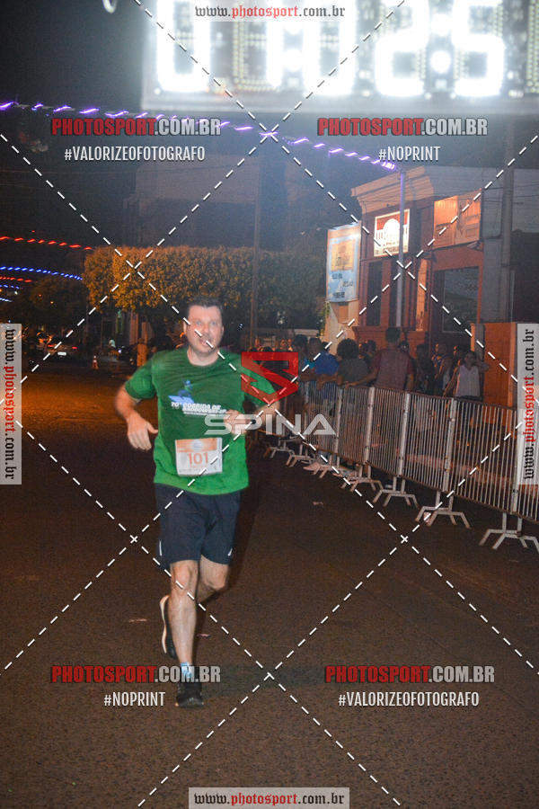 Buy your photos of the event70 CORRIDA DE BRODOWSKI on Fotop